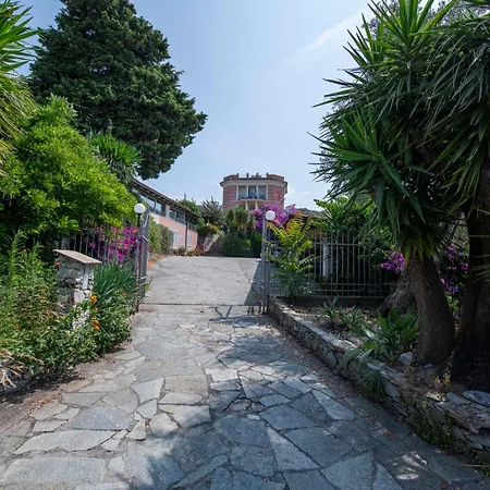 201b - In Villa, Relax Nel Di Lavagna, Giardino E Piscina Condivisa 拉瓦尼亚